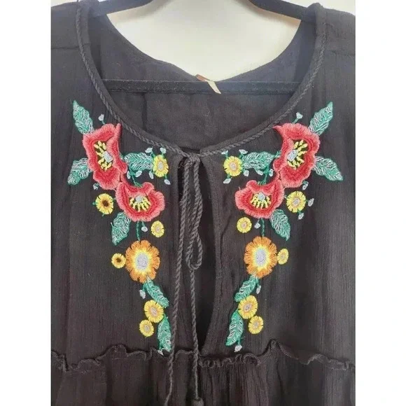 Free People Dress Flowy Black Embroidered Floral Size Medium - Picture 4 of 7